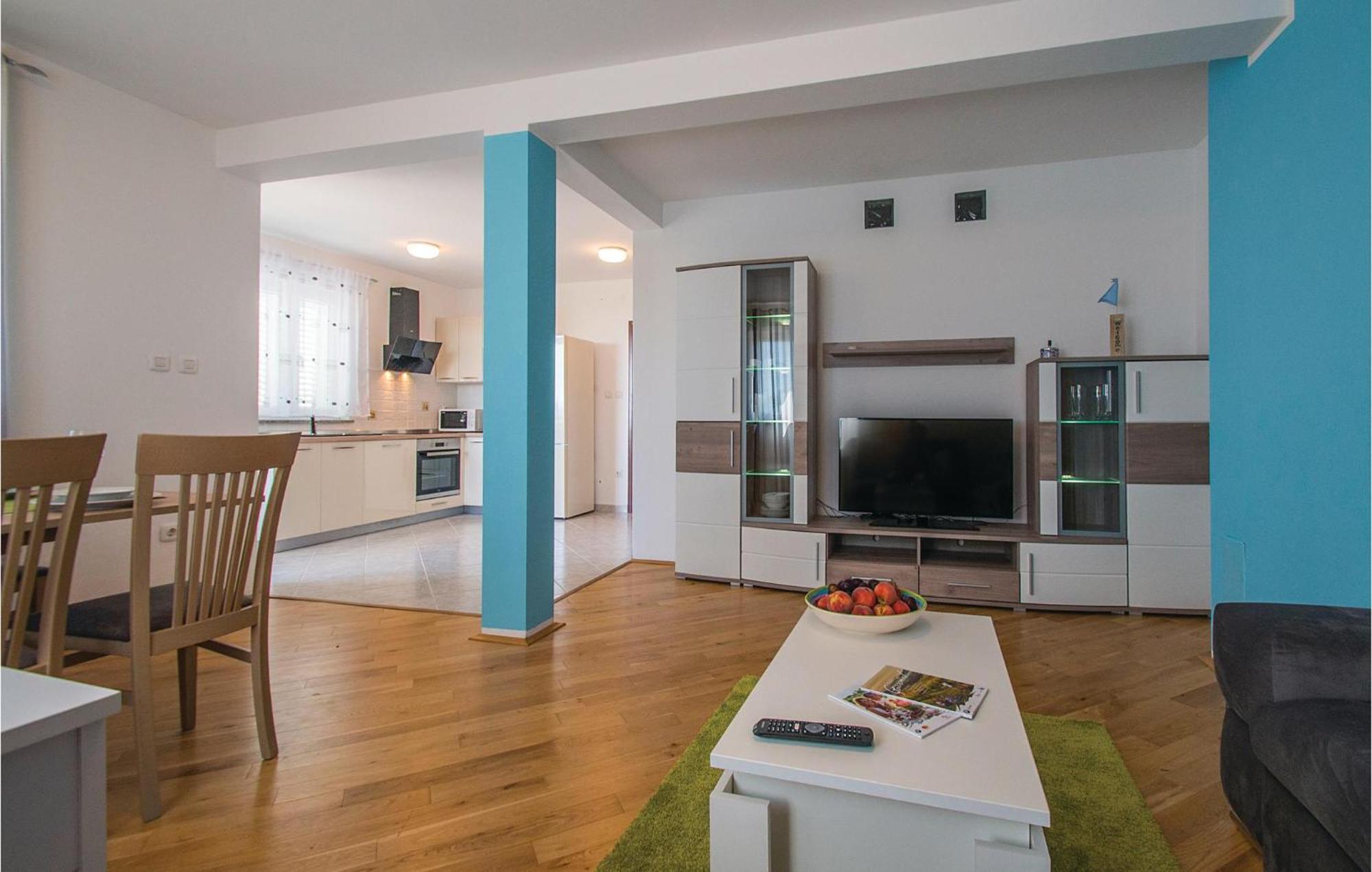 Amazing Apartment In Labin With House Sea View Exterior foto